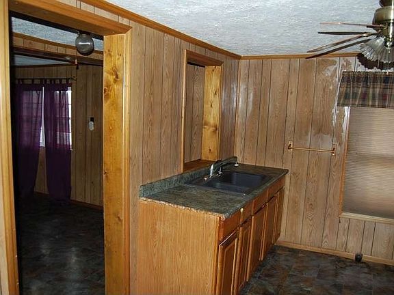 2nd image of 519 Hartley Pl