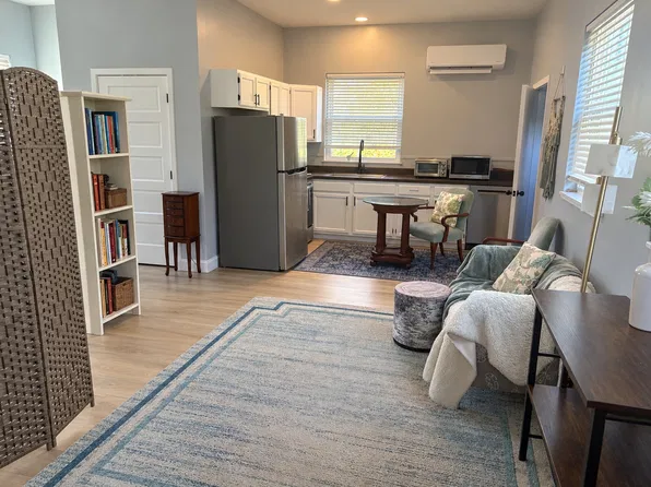 1696 Woodstock Rd, Woodstock, MD 21163