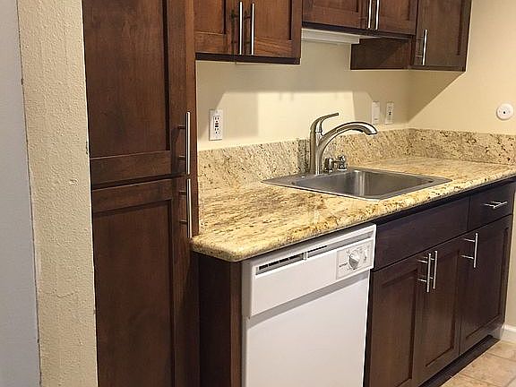 5th image of 2468 Larkspur Ln APT 357
