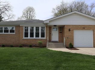 306 S Waterman Ave, Arlington Heights, IL 60004