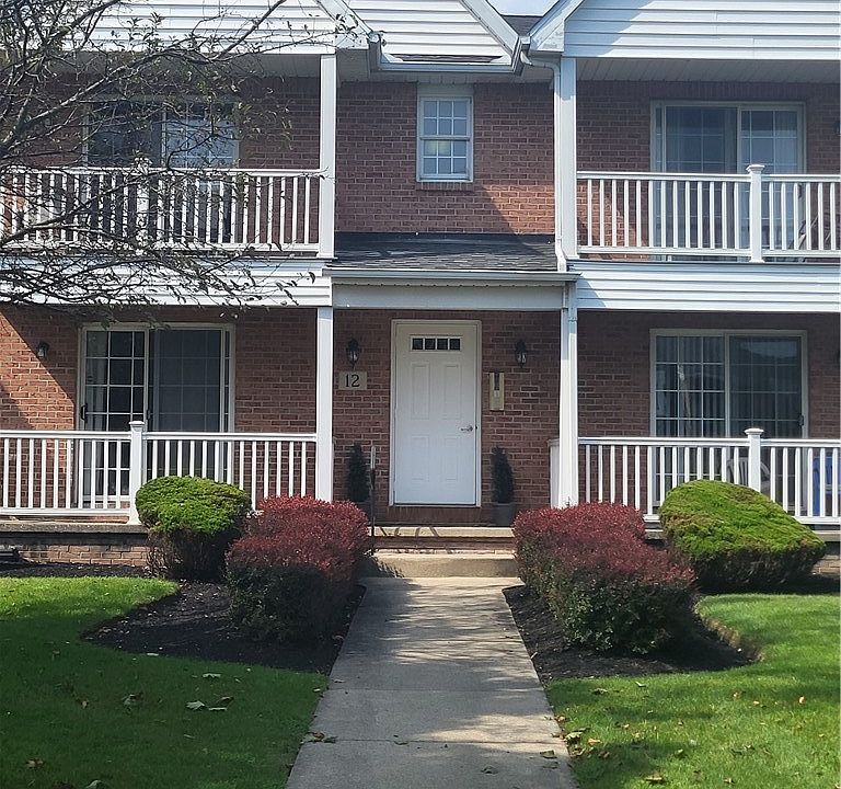 1st image of 12 Georgian Ln APT C