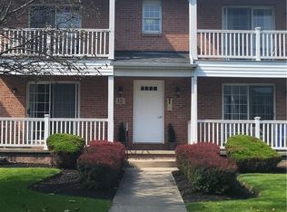 12 Georgian Ln APT C, Williamsville, NY 14221