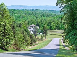 1268 River Club Dr, Morganton, NC 28655