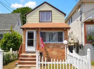 13016 147th St, Jamaica, NY 11436
