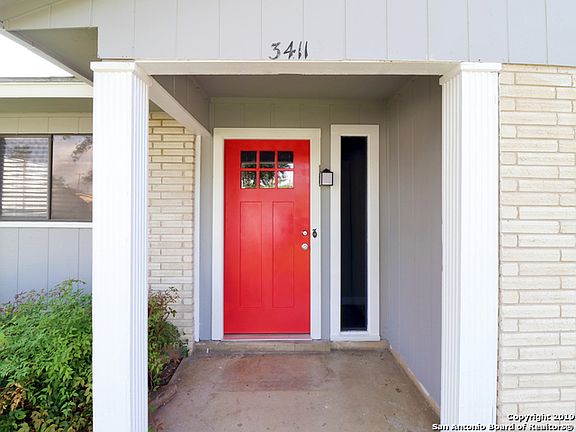 2nd image of 3411 Starbend St