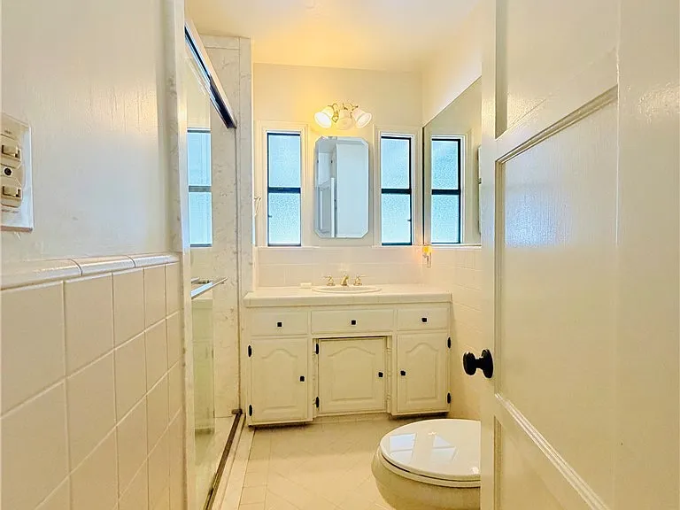 17531 Lemay Pl — Photo 10
