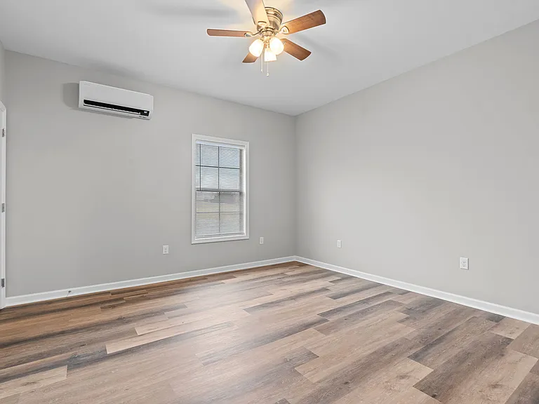 Linden Park Apartments — Photo 14