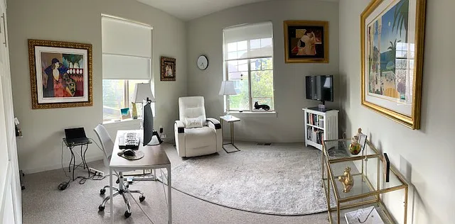Third bedroom (upstairs) that can be set up as an office or as a bedroom with a queen murphy bed
