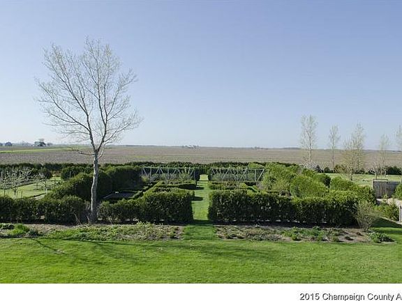 2nd image of 637 N County Road 100 E