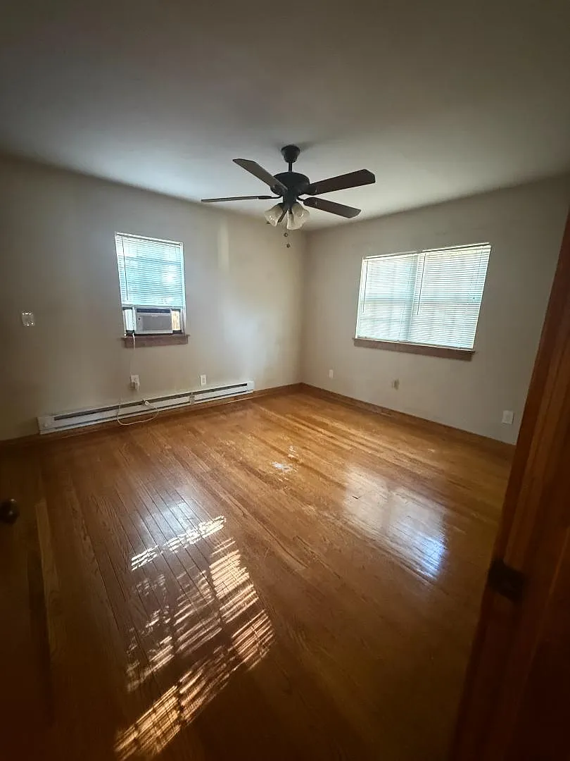 2645 NW 13th St - 2645 NW 13th - Upper Unit — Photo 3