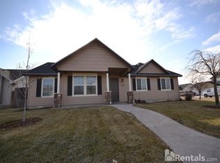 689 E New Rockrose Ct, Kuna, ID 83634