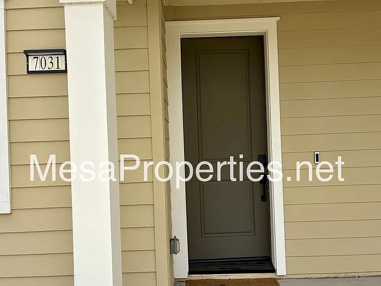 7031 Aloe Ln — Photo 3