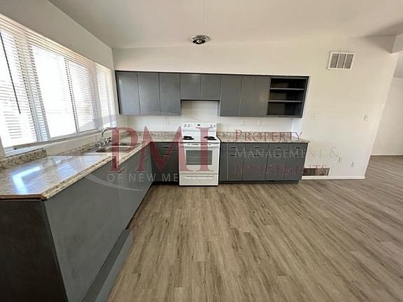 5th image of 1550 Durazno St #7