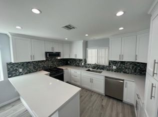 541 E Palmer Ave, Glendale, CA 91205