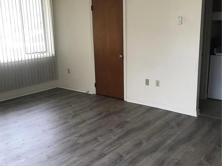 3550 Linden St #B — Photo 3