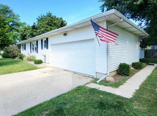 709 S Kibbee St, Saint Johns, MI 48879
