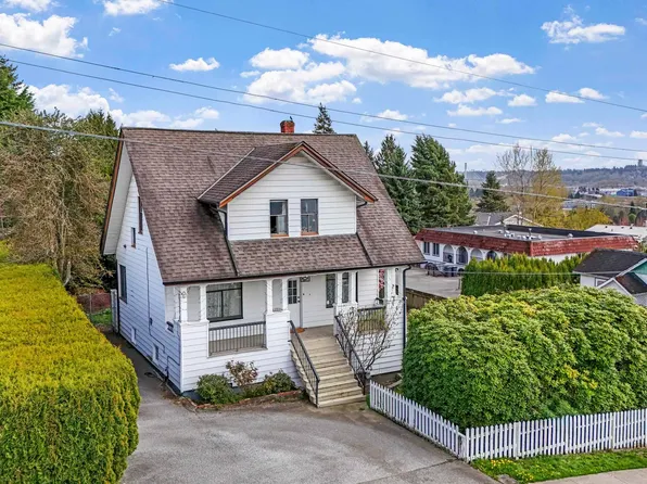 319 Marmont St, Coquitlam, BC V3K 4R4