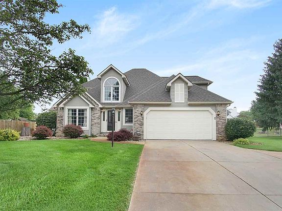 2nd image of 22375 Spicewood Dr