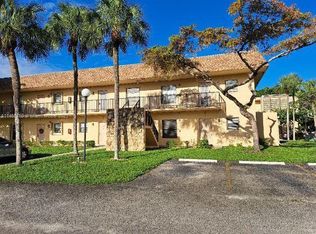 200 Berkley Rd APT 101, Hollywood, FL 33024