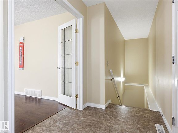 4th image of 15135 43rd St NW