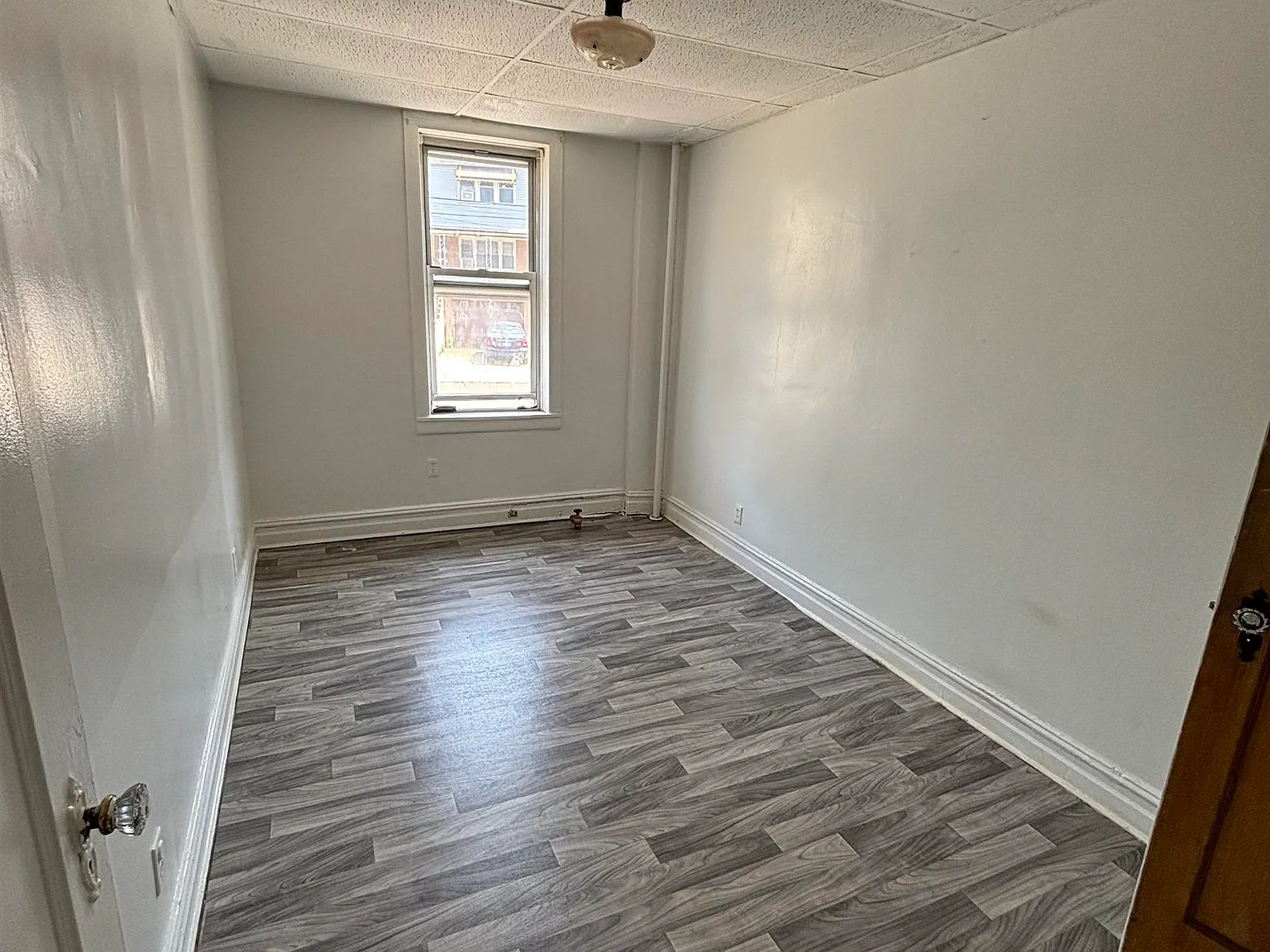 1 bed, 1.0 bath, $1,950 — Photo 4