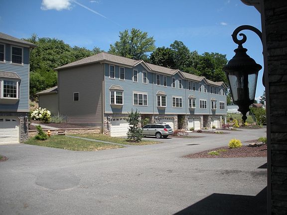 Additional townhomes