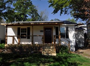 933 N Oakland Ave, Fayetteville, AR 72701