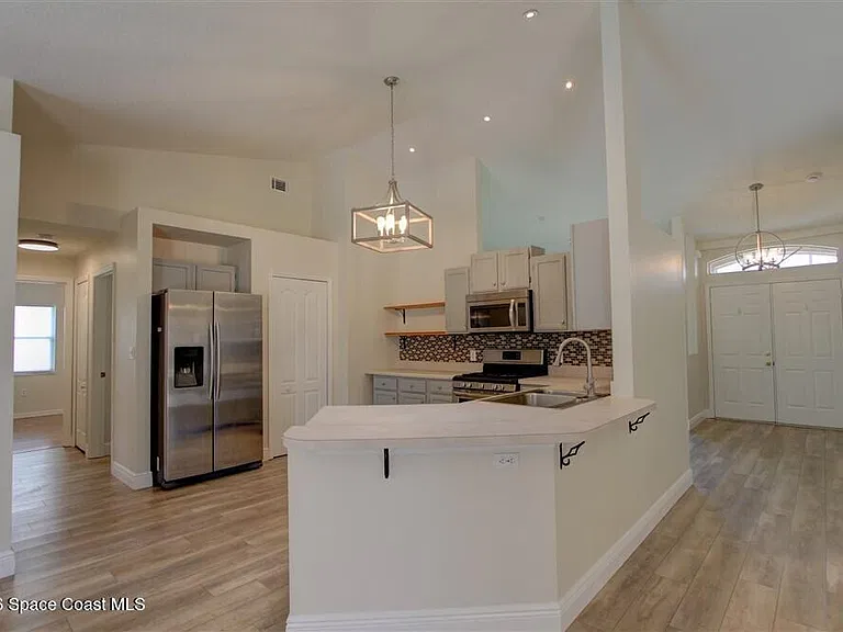 1899 Crane Creek Blvd — Photo 18