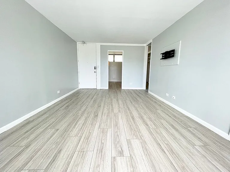1556 Piikoi St #506 — Photo 7