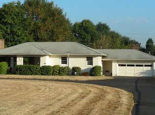 8141 SE Luther Rd, Portland, OR 97206