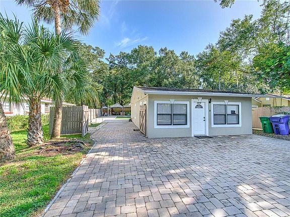 5th image of 3810 E Lakeshore Dr