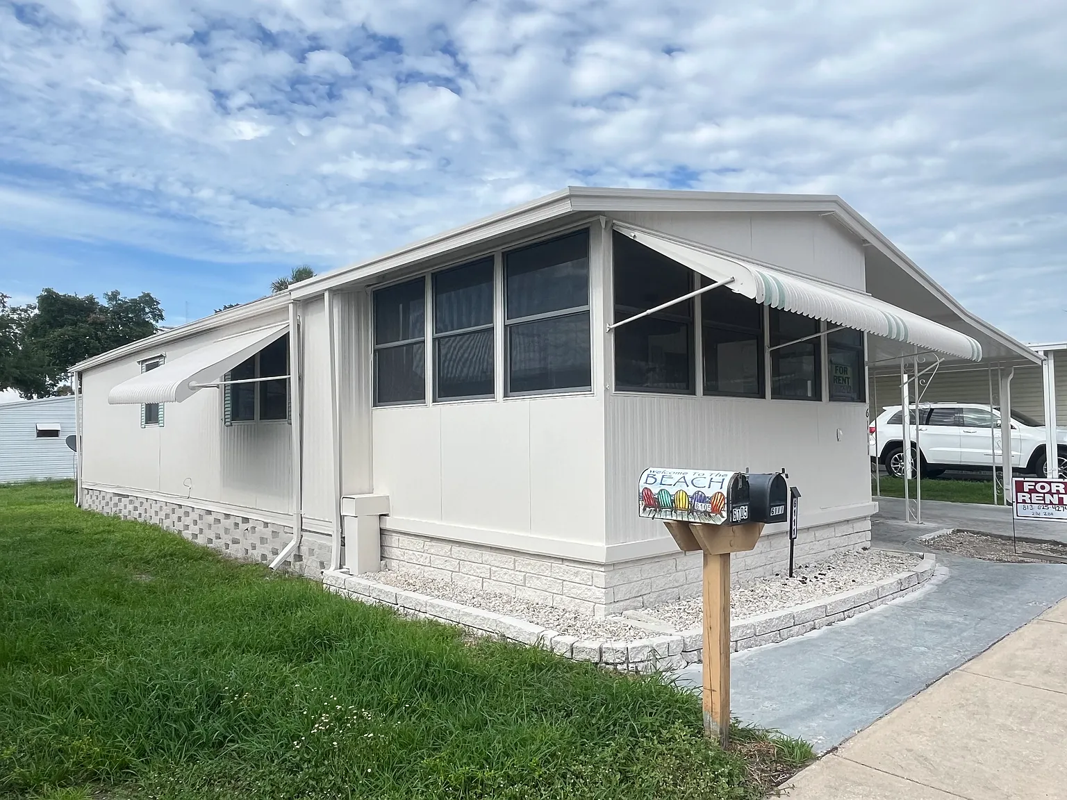 2 bed, 1300 sqft, $1,650 — Photo 1