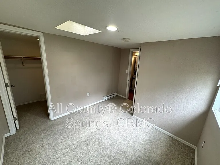 822 S Logan Ave — Photo 13