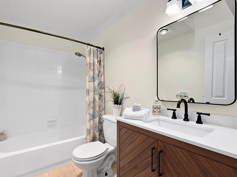 8424 NE 131st Pl — Photo 7