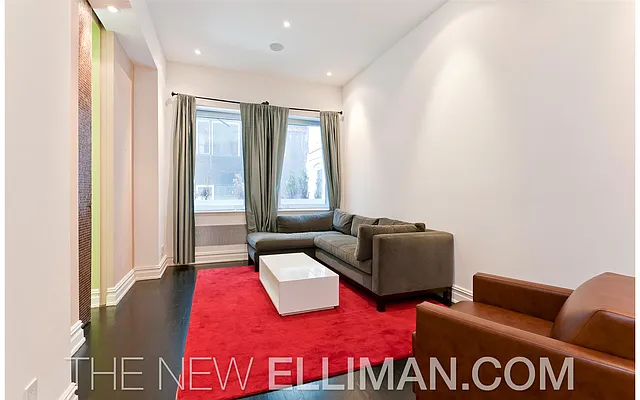 Sold by Douglas Elliman | media 29