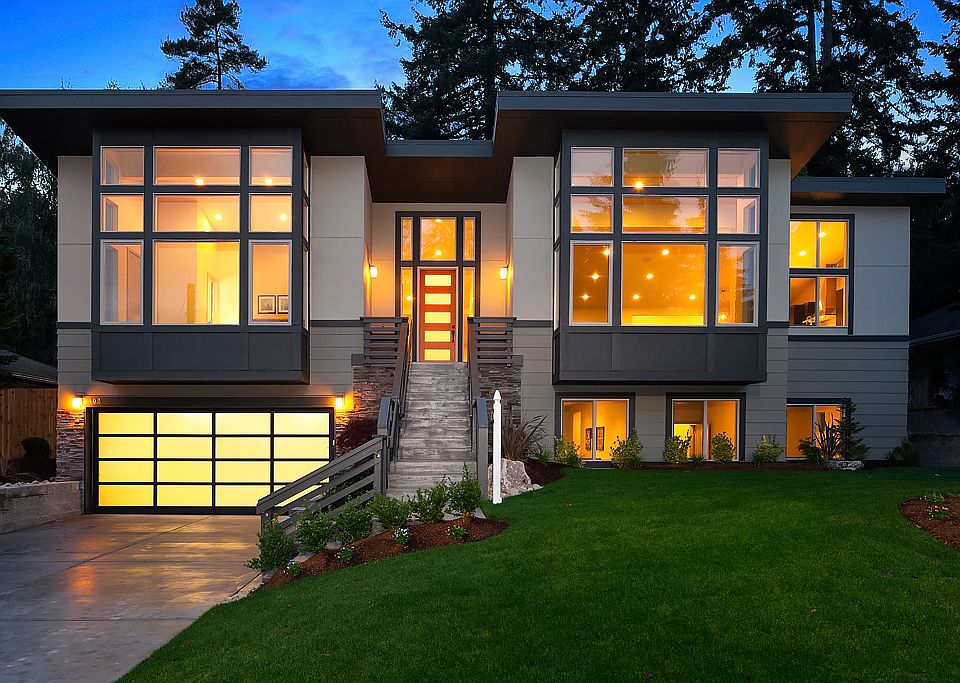 1st image of 103 129th Ave NE