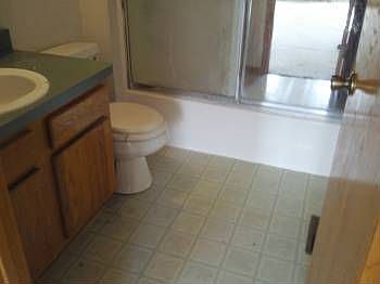 3rd image of 1761 Holiday Dr