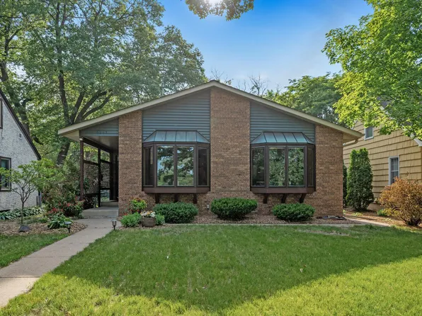 4267 Drew Ave N, Robbinsdale, MN 55422