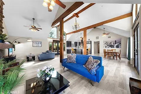 1770 Mountain Ln — Photo 14