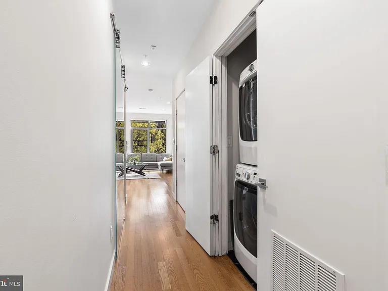 435 R St NW #205 — Photo 10