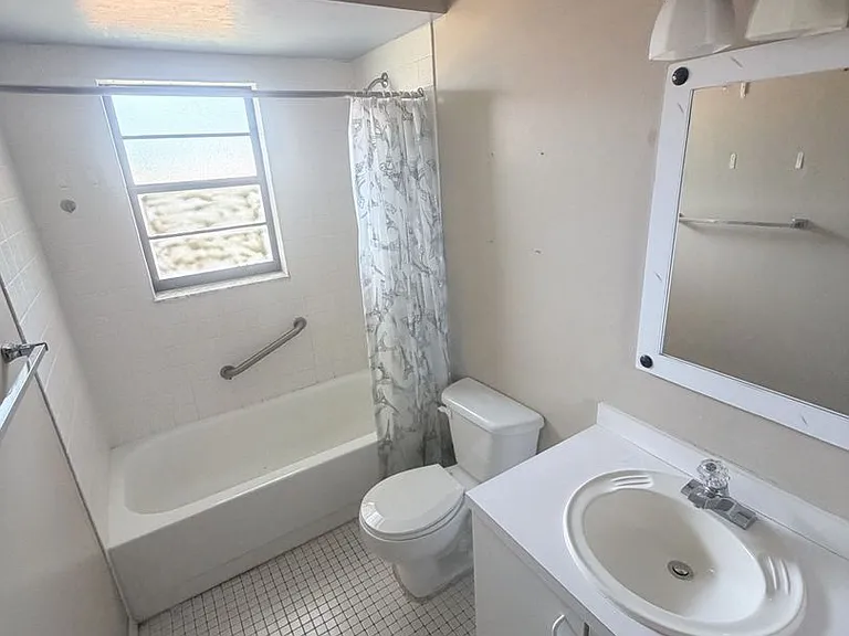 708 SE 47th St — Photo 10