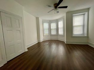 2213 Saint Albans St, Philadelphia, PA 19146