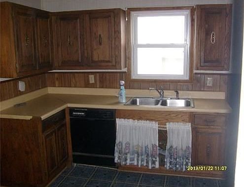 4th image of 1004 N West St
