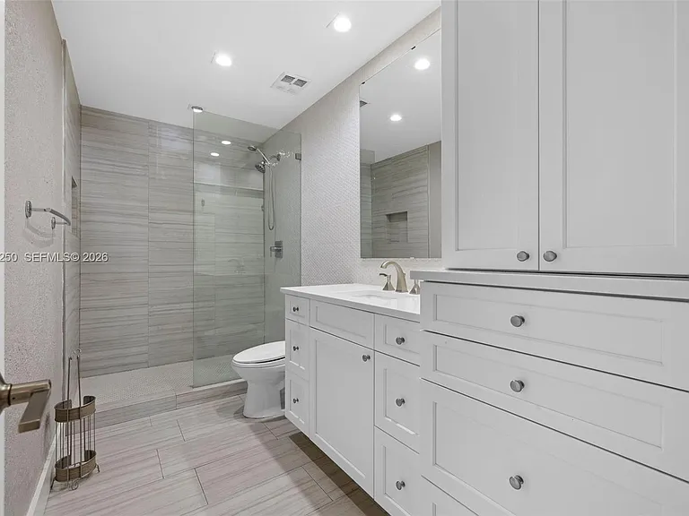 20900 Leeward Ct #217-1 — Photo 16