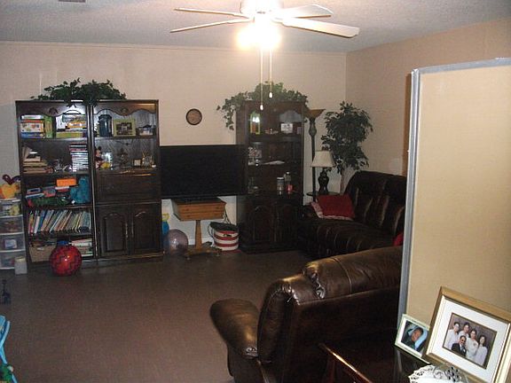 4th image of 2104 W Jonquil Ave #90