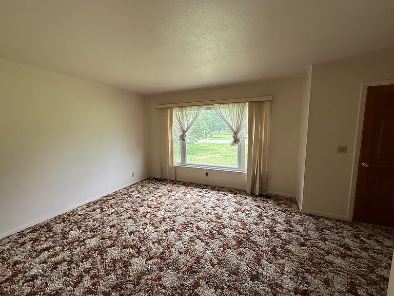 316 Rawls Dr — Photo 13