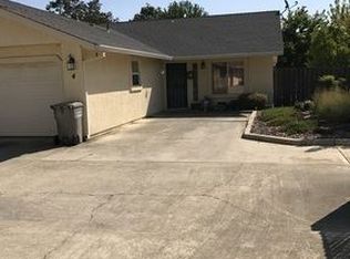 849 Cally Ct APT 4, Redding, CA 96003