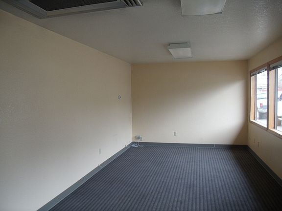 5th image of 1118 SE Stephens St