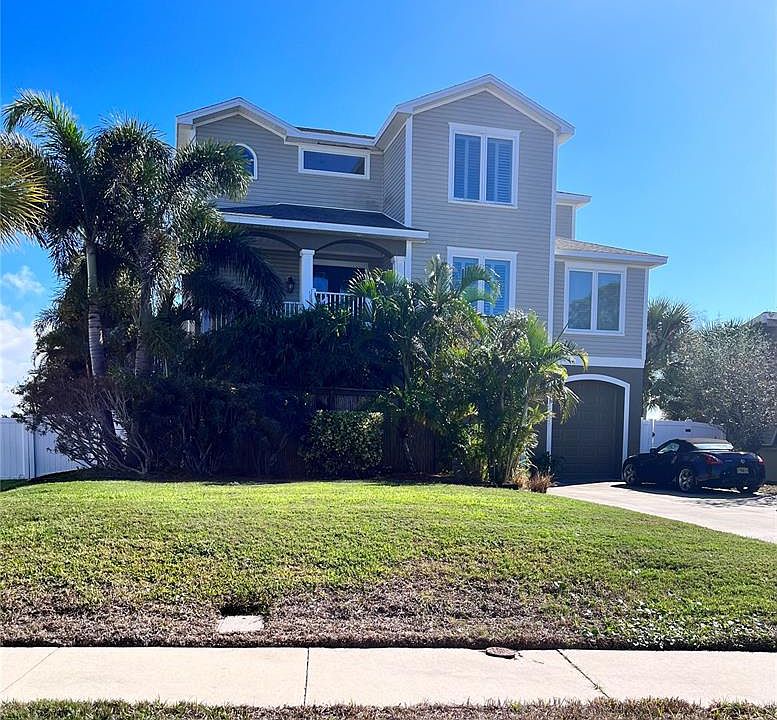 1st image of 1675 SEA BREEZE DRIVE