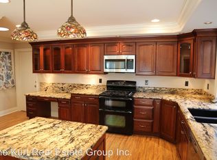 3066 Hayes Ave, Costa Mesa, CA 92626